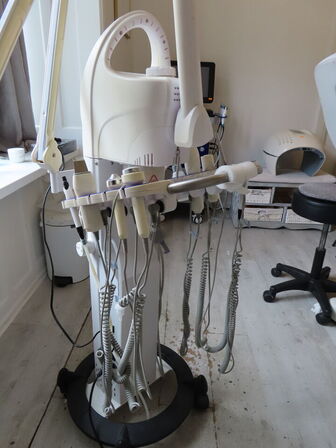 9 i 1 Multi-Function Beauty Instrument, H5050