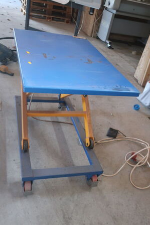 Elektrisk INTRA.SE 50301 løftebord 300 kg