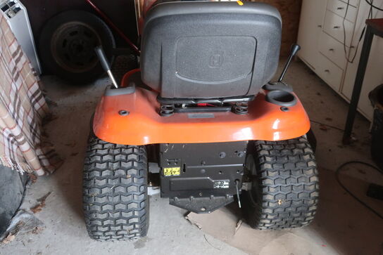 Havetraktor HUSQVARNA TS 142 L