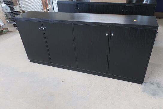 2 stk. skabe 35x200x89 cm