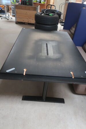 Konferencebord i 3 dele