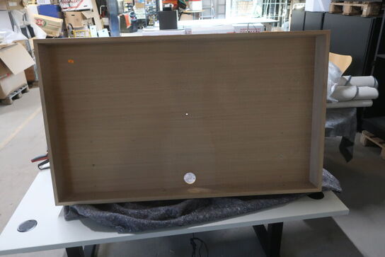 Display 129x80 cm
