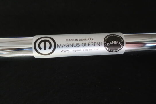 Loungestol MAGNUS OLESEN samt sofabord