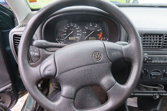 VOLKSWAGEN POLO CLASSIC