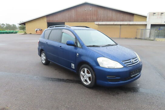 Varebil: Toyota Avensis Verso