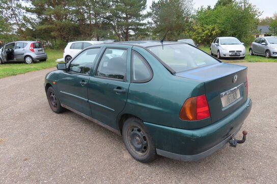 VOLKSWAGEN POLO CLASSIC