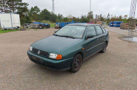 VOLKSWAGEN POLO CLASSIC