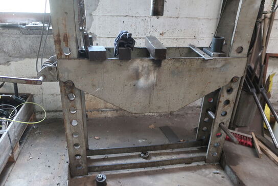 Hydrauliskpresse SIGURD STENHØJ