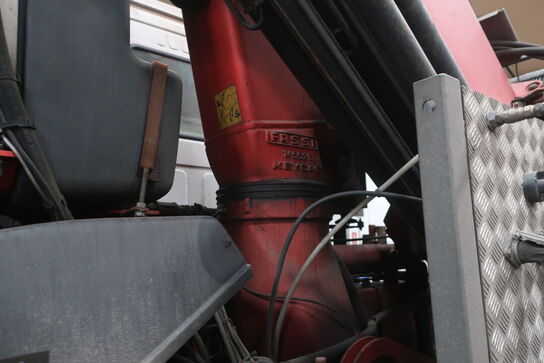 Lastbil IVECO Trakker Ad190t31 med anhænger, kran FASSI F235AXP26