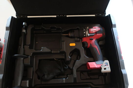 Akku bore/skruemaskine MILWAUKEE M18 CBLPD