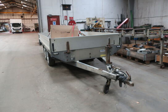 Trailer SARIS Pl 1820
