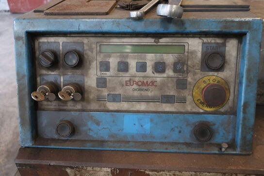 Horisontalpresse EUROMAC DIGIBEND 360