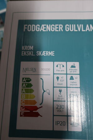 Gulvlampe NIELSEN LIGHT Fodgænger