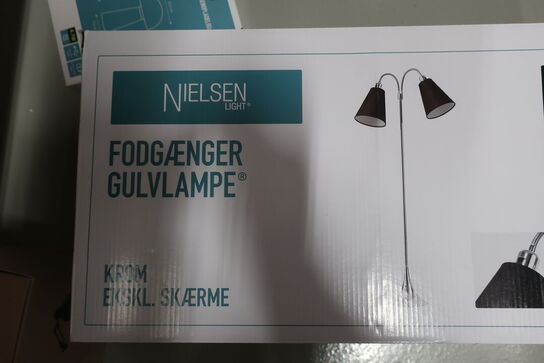 Gulvlampe NIELSEN LIGHT Fodgænger