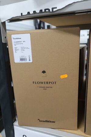 Bordlampe &TRADITION Flowerpot VP4