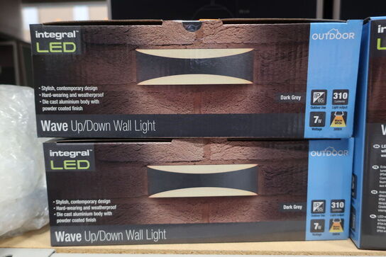 2 stk. væglamper INTEGRAL LED Wave up/down