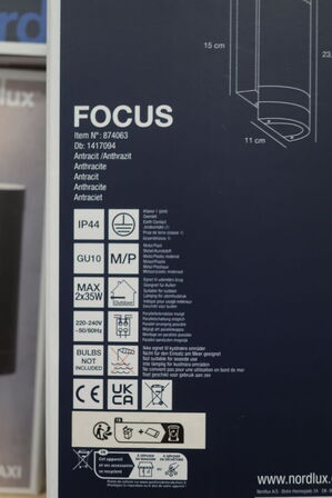 Væglampe NORLUX Focus