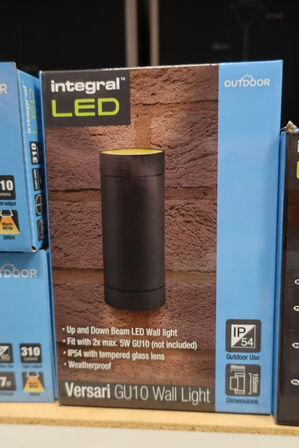 2 stk. væglamper INTEGRAL LED Versari Gu10 