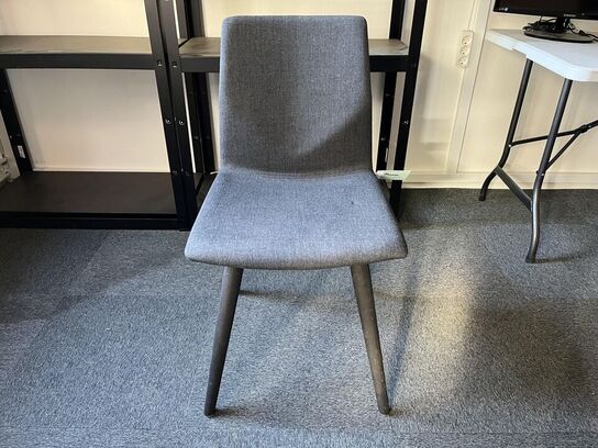 Kinnarps Four Design stol