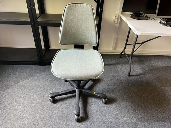 Kinnarps Plastkryds Kontorstol