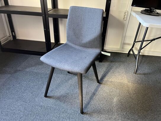 Kinnarps Four Design stol