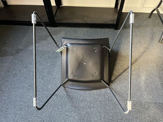 Kinnarps Four Design stol