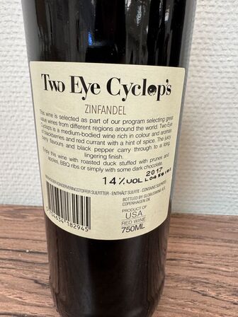 3 fl. Two Eye Cyclop's Zinfandel