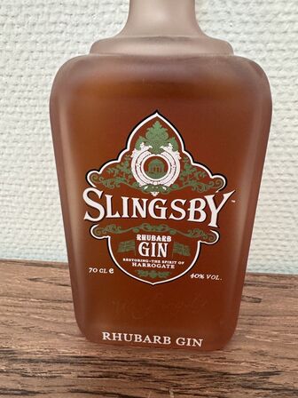 3 fl. Slingsby Rhubarb Gin 700ml
