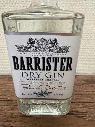 2 fl. Barrister Gin