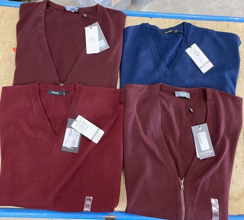 4 stk blandet veste 2x3xlarge og 2x4xlarge samlet pris 2000.-