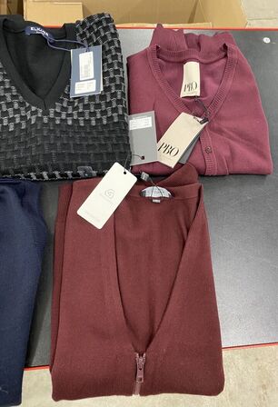 5 stk blandet veste str small samlet pris 2600.-