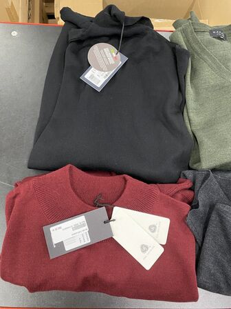 4 stk blandet bluser str 4xlarge samlet pris 2500.-