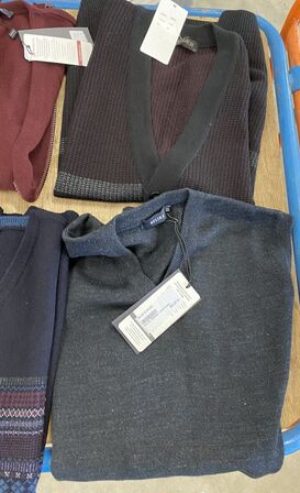 6 stk blandet veste str medium samlet pris 3000.-