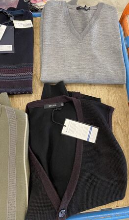 6 stk blandet veste str medium samlet pris 3000.-