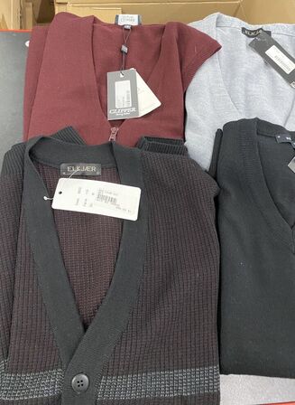 6 stk blandet veste str medium samlet pris 3000.-