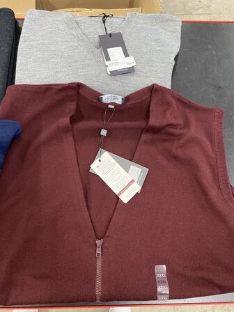 4 stk blandet veste 2x3xlarge og 2x4xlarge samlet pris 2000.-