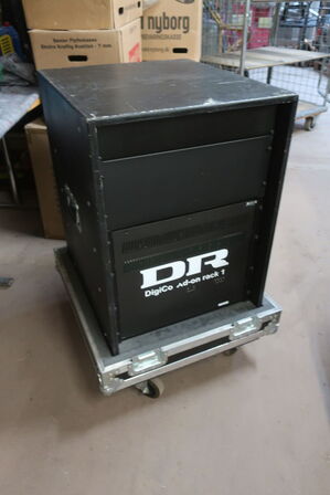 Splitbox m. DIGICO XLR fordeling