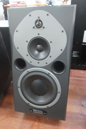 3-vejs aktiv studiemonitor DYNAUDIO AIR 20