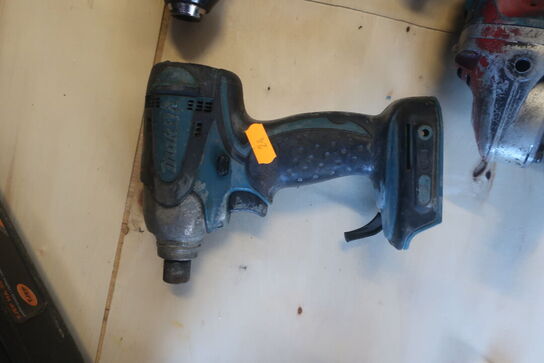 4 stk. akku håndværktøj MAKITA 