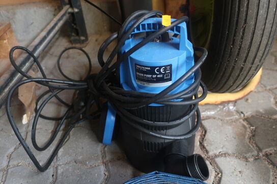 Trillebør samt dykpumpe BILTEMA DP 402