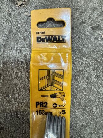 7 pk. DeWALT Bits 5x153 PR2 pakke af 5 stk