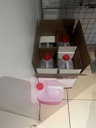 5 dunke med Væske til røgmaskine