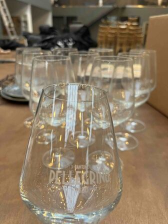 10 stk. Vinglas med Pellegrino logo