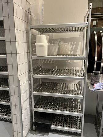 Dankok reol H 200 B 83 6 hylder