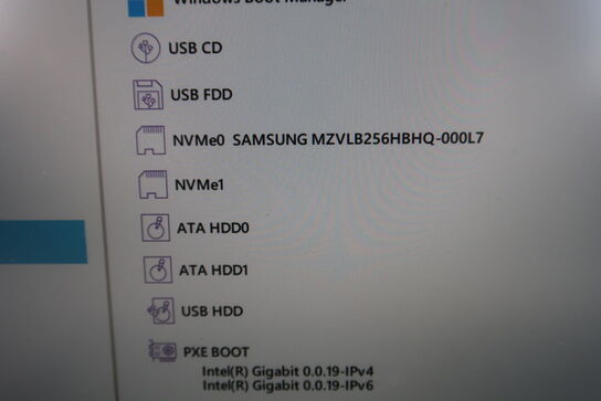 Bærbar computer LENOVO X1 Carbon 7th gen.