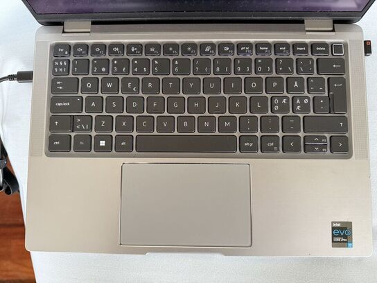 Bærbar computer DELL Latitude 9420