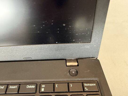 Bærbar computer LENOVO L590