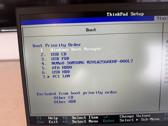 Bærbar computer LENOVO X1 Carbon 5th Gen.