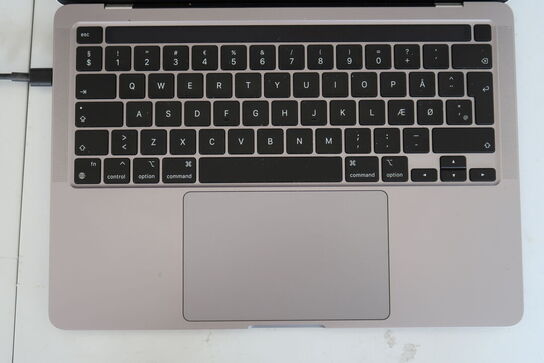 Bærbar computer APPLE MacBook Pro 13" 2020