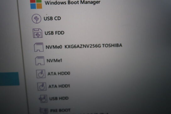 Bærbar computer LENOVO X1 Carbon 7th gen.